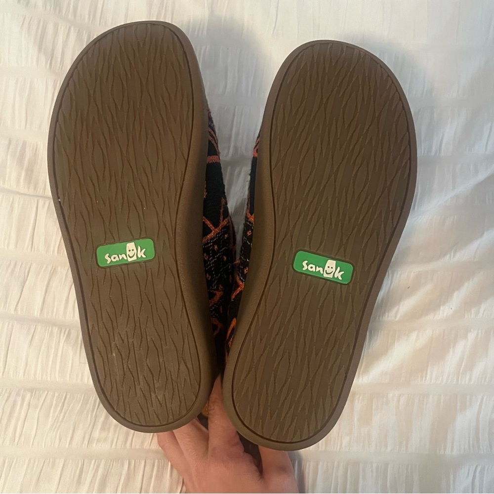 Sanuk Booties - Picture 6 of 6